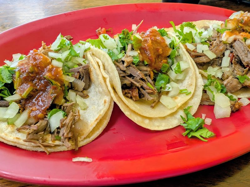 Tacos Reyes food